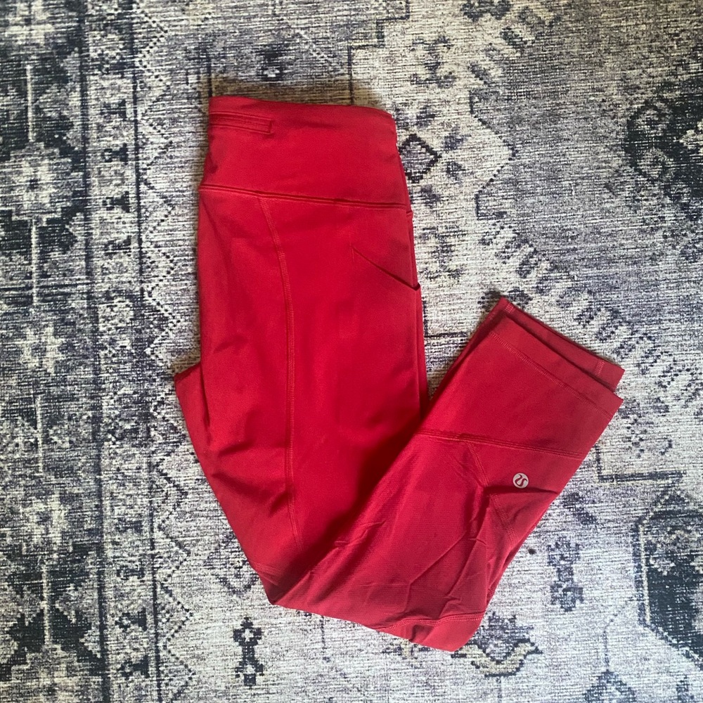 Lululemon pace rival